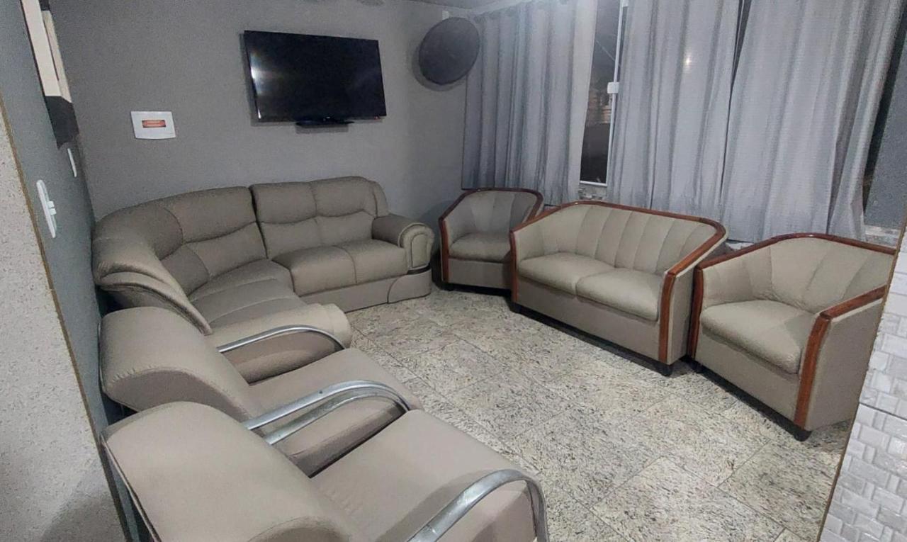 Hostel Falcao-Suites Privativas Com Ar Condicionado Rio das Ostras Exterior foto