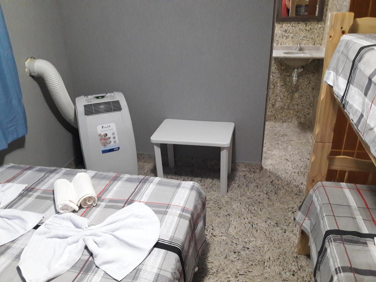 Hostel Falcao-Suites Privativas Com Ar Condicionado Rio das Ostras Exterior foto