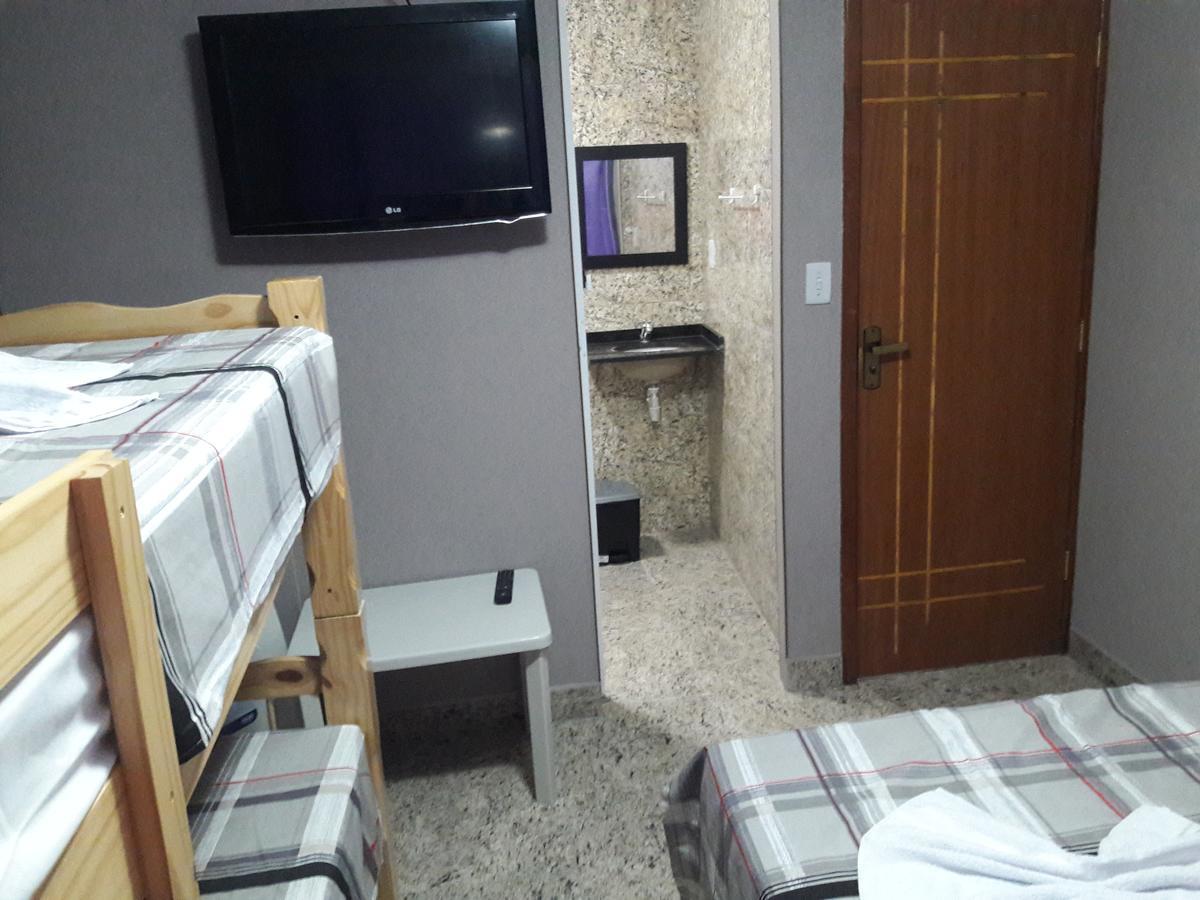 Hostel Falcao-Suites Privativas Com Ar Condicionado Rio das Ostras Exterior foto